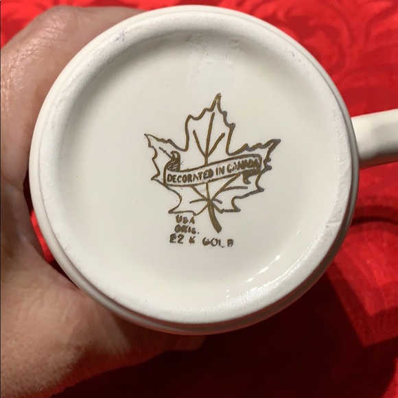 Vintage Victoria.B.C Canada souvenir mug,22 K gold - Picture 3 of 12